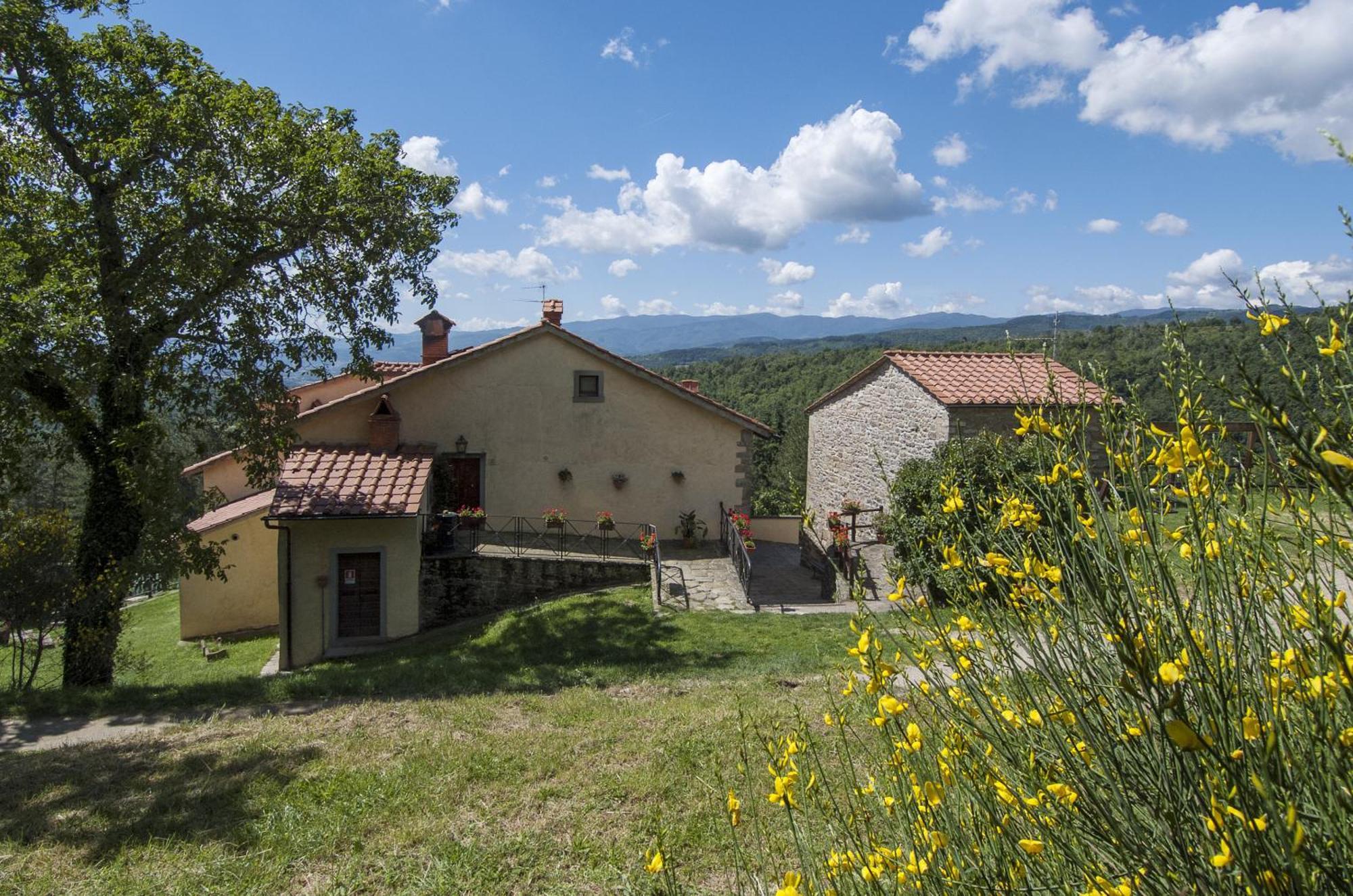 Borgo Tramonte Hotel Pratovecchio Luaran gambar