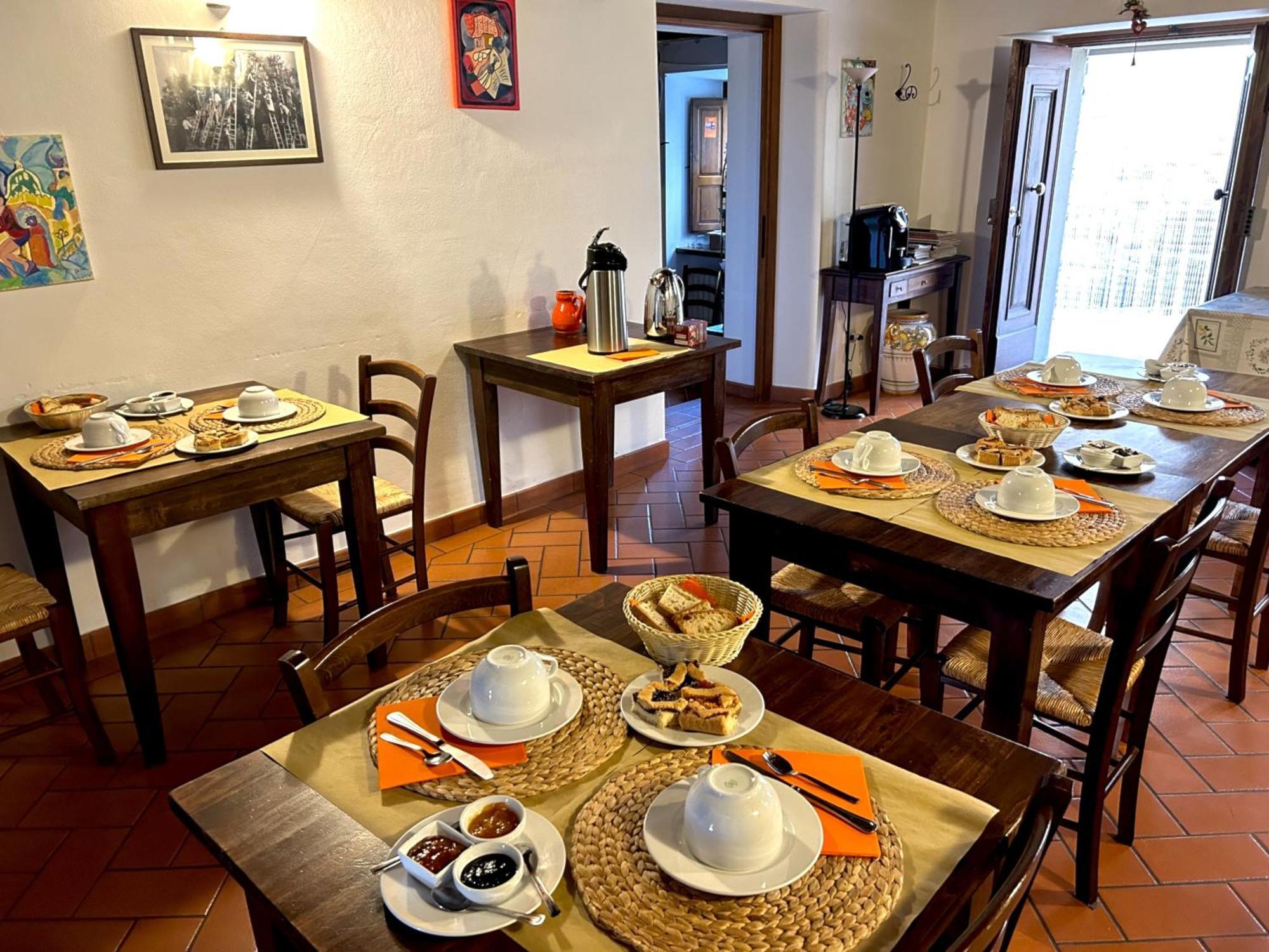 Borgo Tramonte Hotel Pratovecchio Luaran gambar