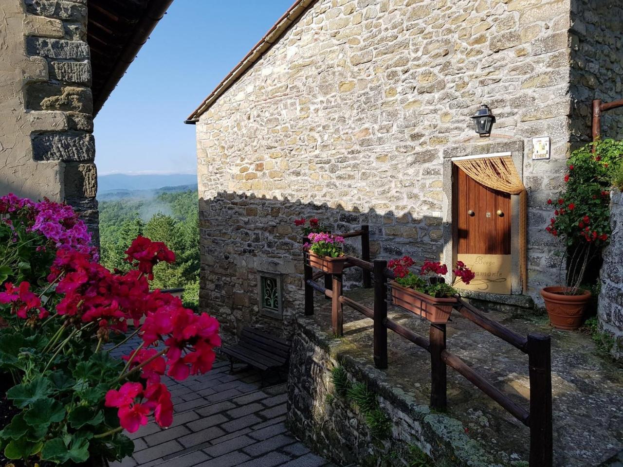 Borgo Tramonte Hotel Pratovecchio Luaran gambar